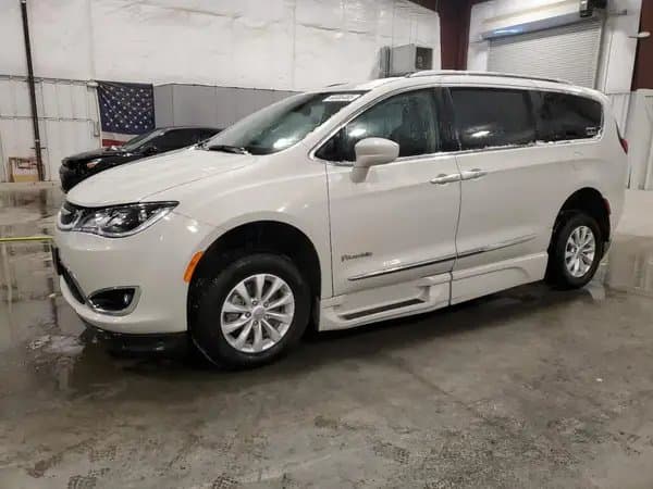 Chrysler Pacifica 2019