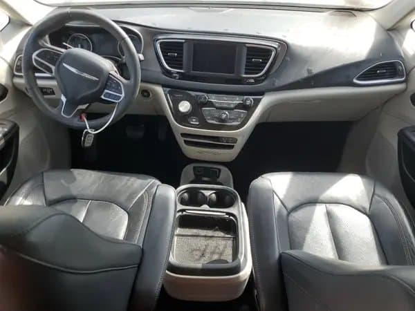 Chrysler Pacifica 2020