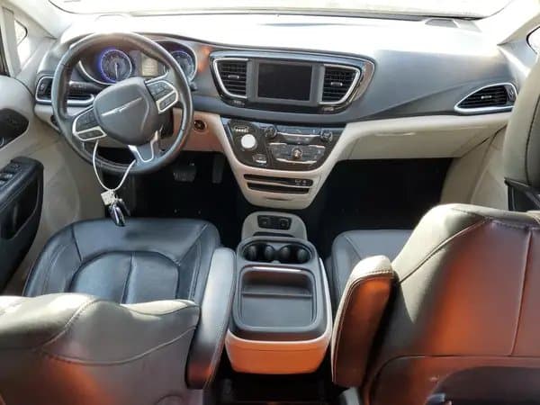 Chrysler Pacifica 2020