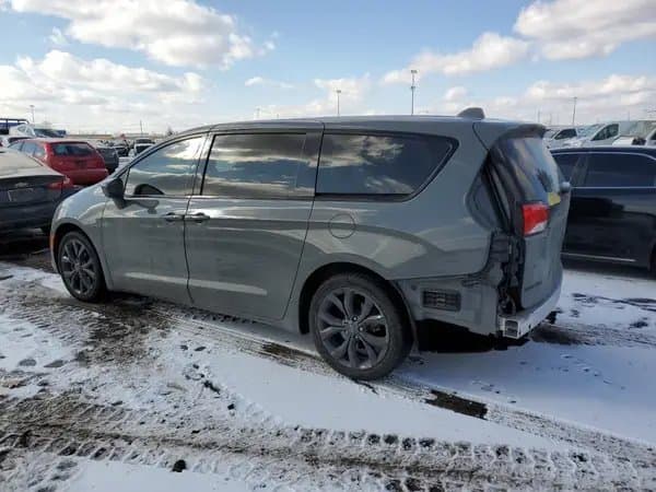 Chrysler Pacifica 2020