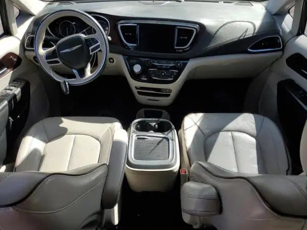 Chrysler Pacifica 2020