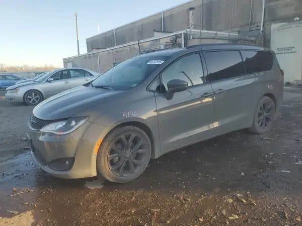 Chrysler Pacifica 2020