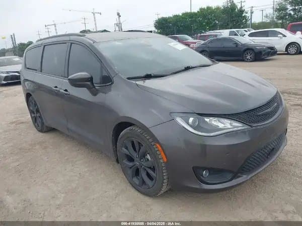 Chrysler Pacifica 2020