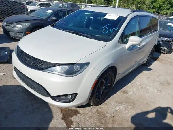 Chrysler Pacifica 2020
