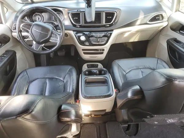 Chrysler Pacifica 2020