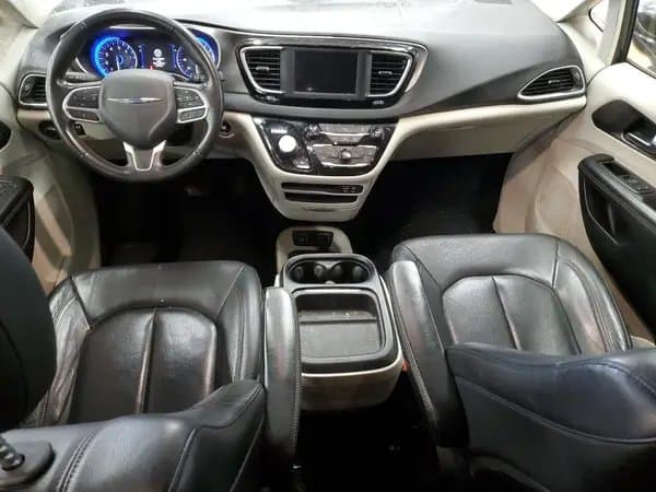 Chrysler Pacifica 2020