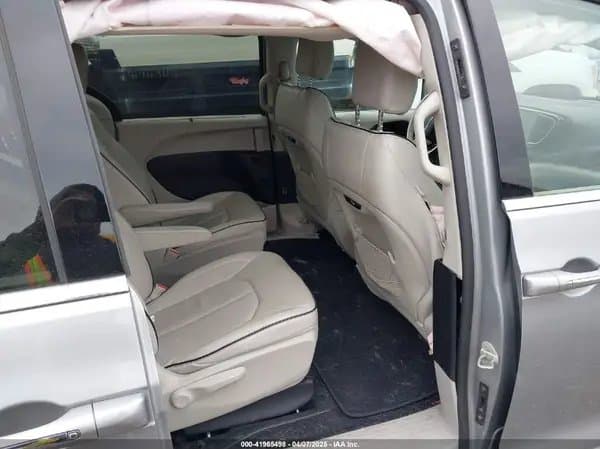 Chrysler Pacifica 2021