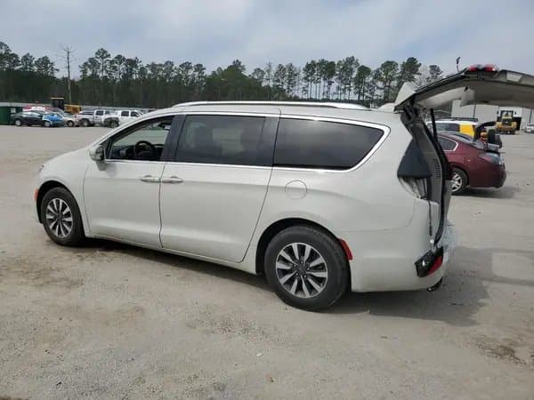 Chrysler Pacifica 2021