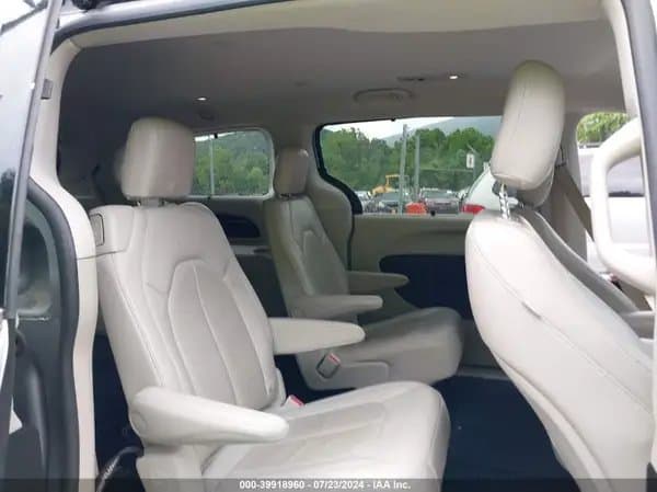 Chrysler Pacifica 2021