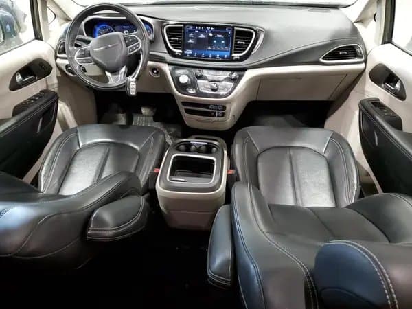 Chrysler Pacifica 2022