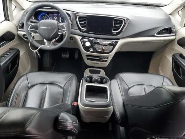 Chrysler Pacifica 2022