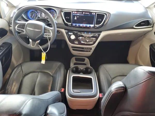 Chrysler Pacifica 2022