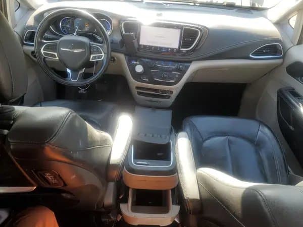 Chrysler Pacifica 2022