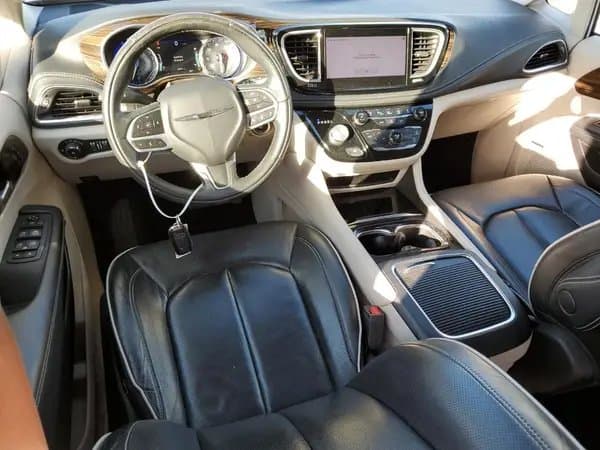 Chrysler Pacifica 2022