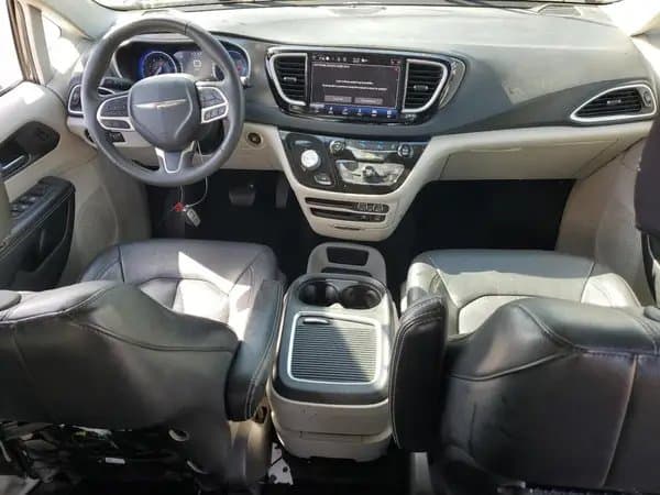 Chrysler Pacifica 2022