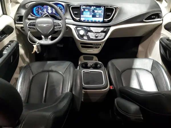 Chrysler Pacifica 2022