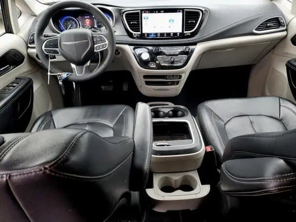 Chrysler Pacifica 2022