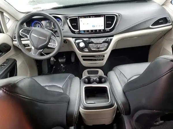 Chrysler Pacifica 2022
