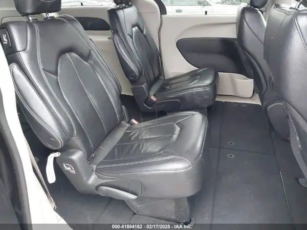 Chrysler Pacifica 2022