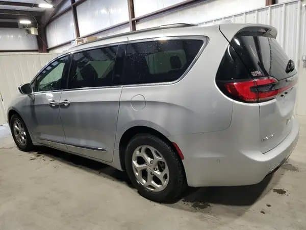 Chrysler Pacifica 2022