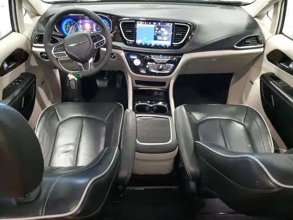 Chrysler Pacifica 2022