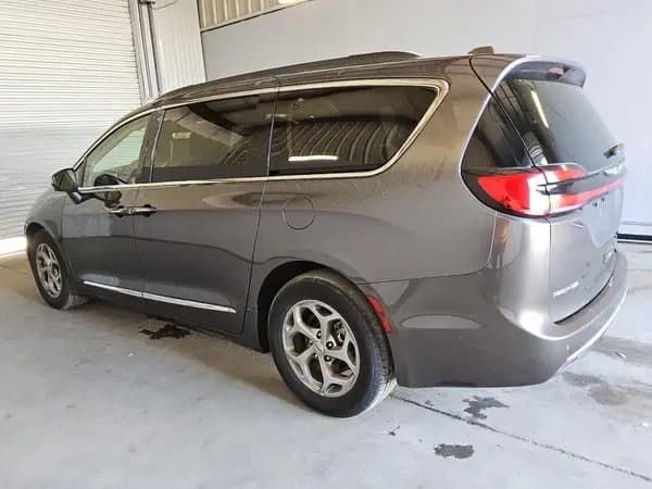 Chrysler Pacifica 2022