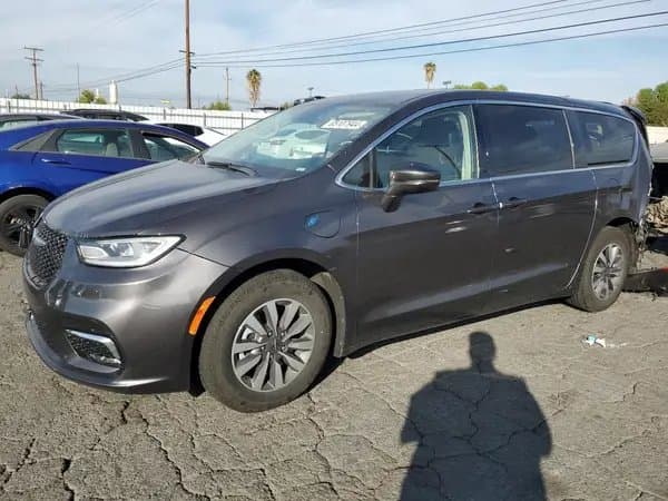 Chrysler Pacifica 2022