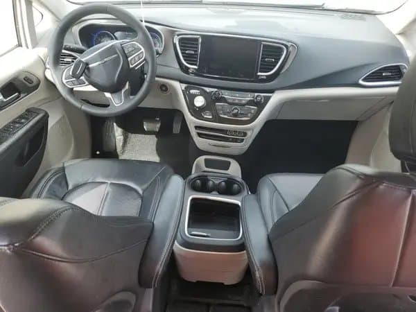 Chrysler Pacifica 2022