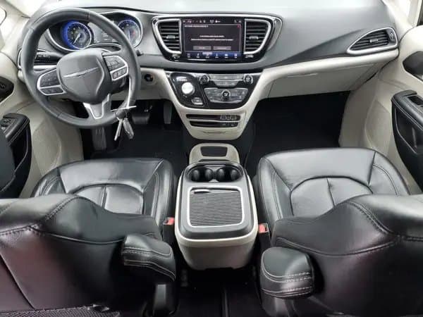 Chrysler Pacifica 2022