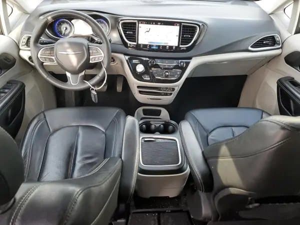 Chrysler Pacifica 2022