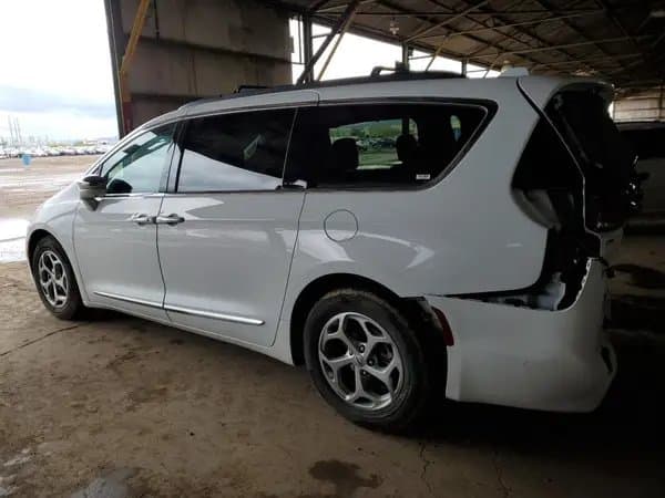 Chrysler Pacifica 2022