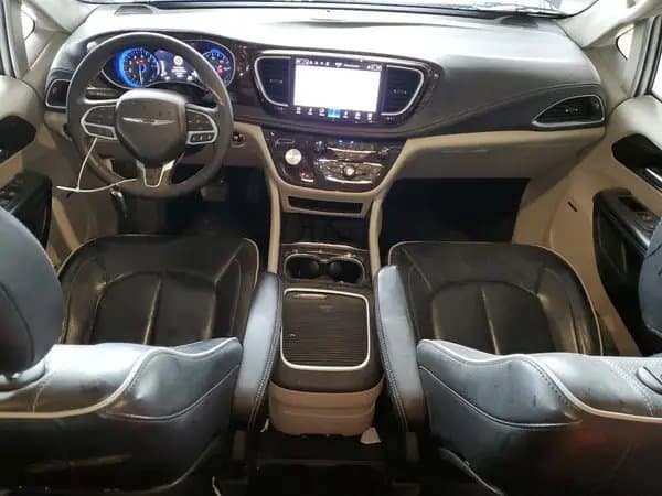 Chrysler Pacifica 2022