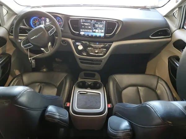 Chrysler Pacifica 2022