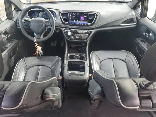 Chrysler Pacifica 2022
