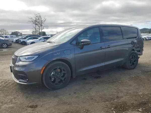 Chrysler Pacifica 2022