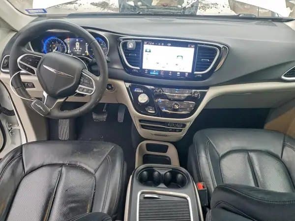 Chrysler Pacifica 2022