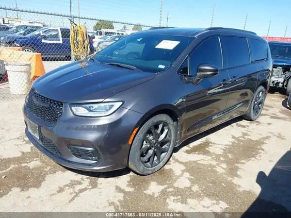 Chrysler Pacifica 2022