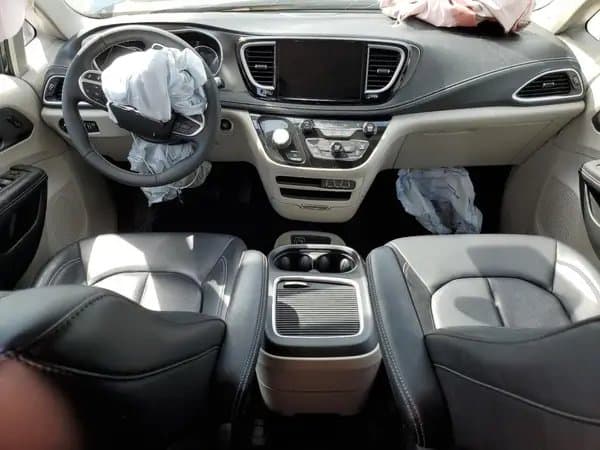 Chrysler Pacifica 2023