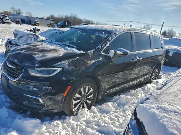 Chrysler Pacifica 2023