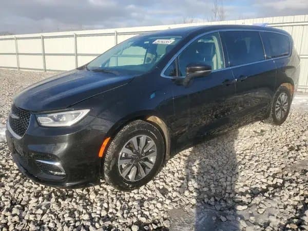 Chrysler Pacifica 2023