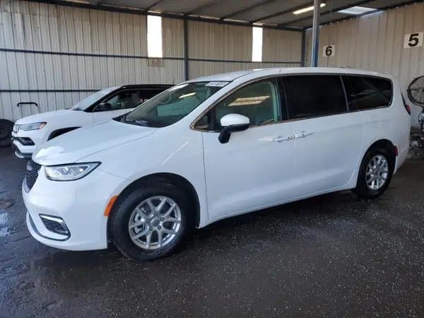Chrysler Pacifica 2023