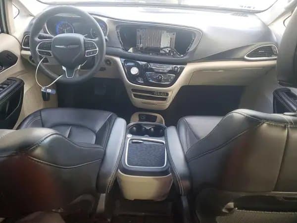 Chrysler Pacifica 2023