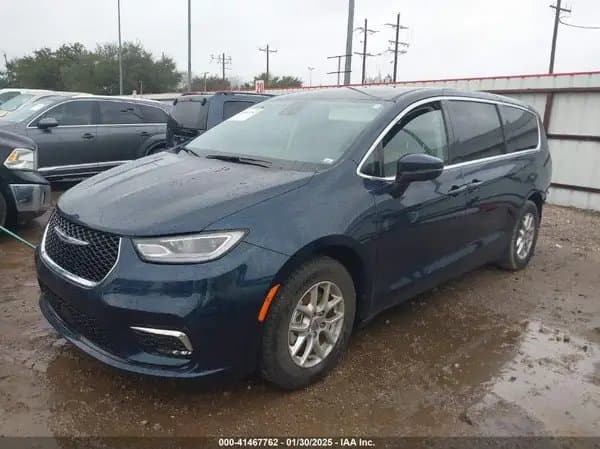 Chrysler Pacifica 2023