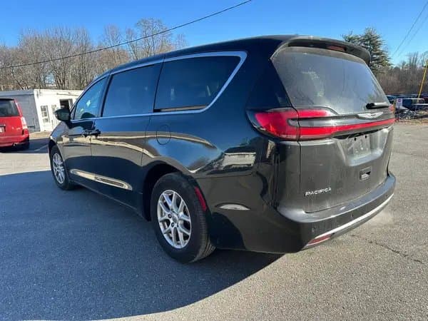 Chrysler Pacifica 2023