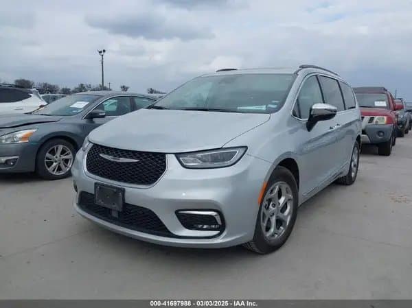 Chrysler Pacifica 2023