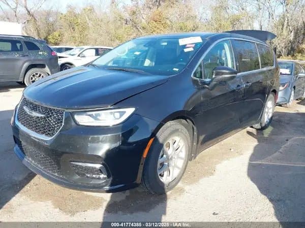 Chrysler Pacifica 2023