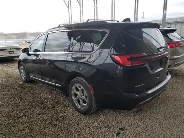 Chrysler Pacifica 2023
