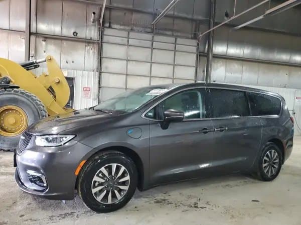 Chrysler Pacifica 2023