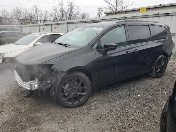 Chrysler Pacifica 2023