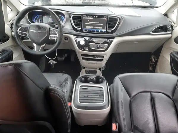 Chrysler Pacifica 2023